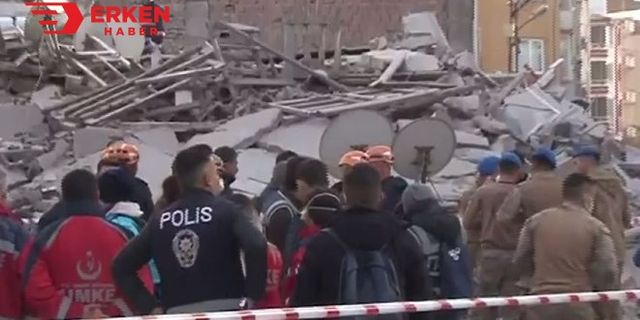 Malatya'da hasarlı bina çöktü