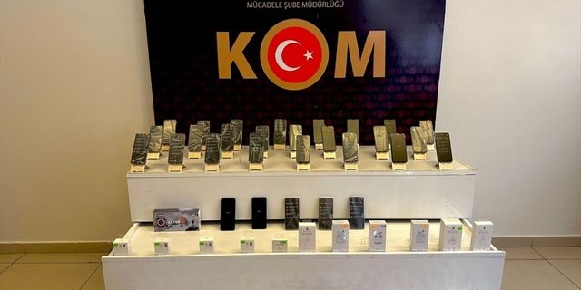 Konya'da zulada 29 kaçak cep telefonu ele geçirildi