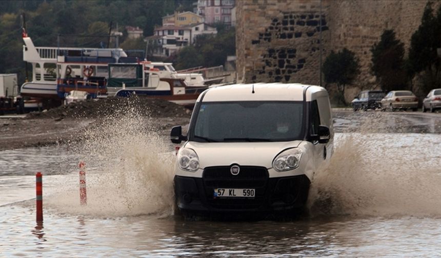 Doğu Karadeniz kıyıları ile Ordu'da kuvvetli yağış bekleniyor