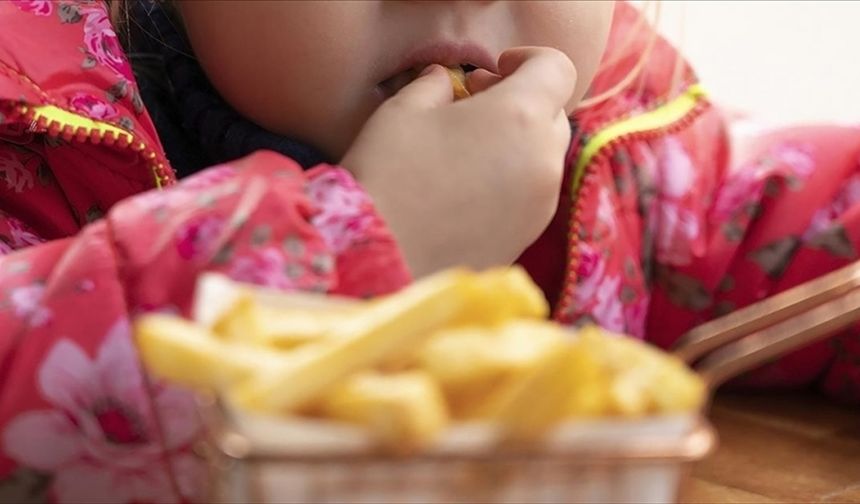 Obeziteye karşı 'okullarda ders' önerisi