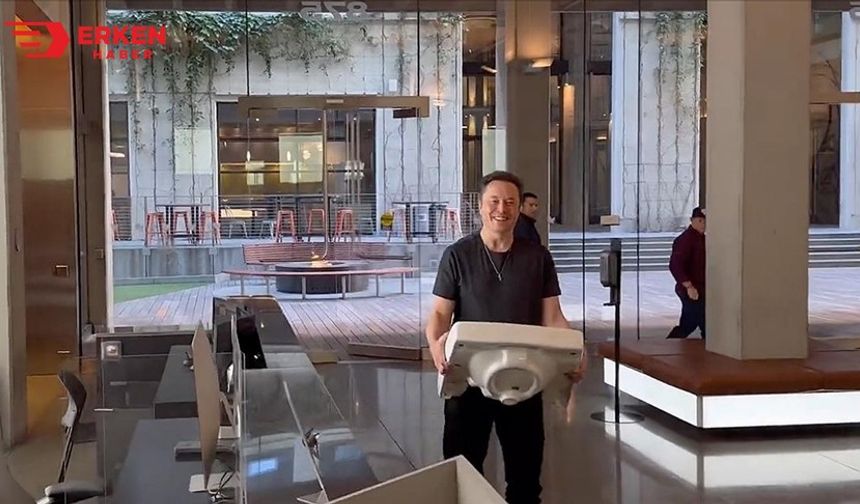 Elon Musk lavaboyla Twitter genel merkezine girdi